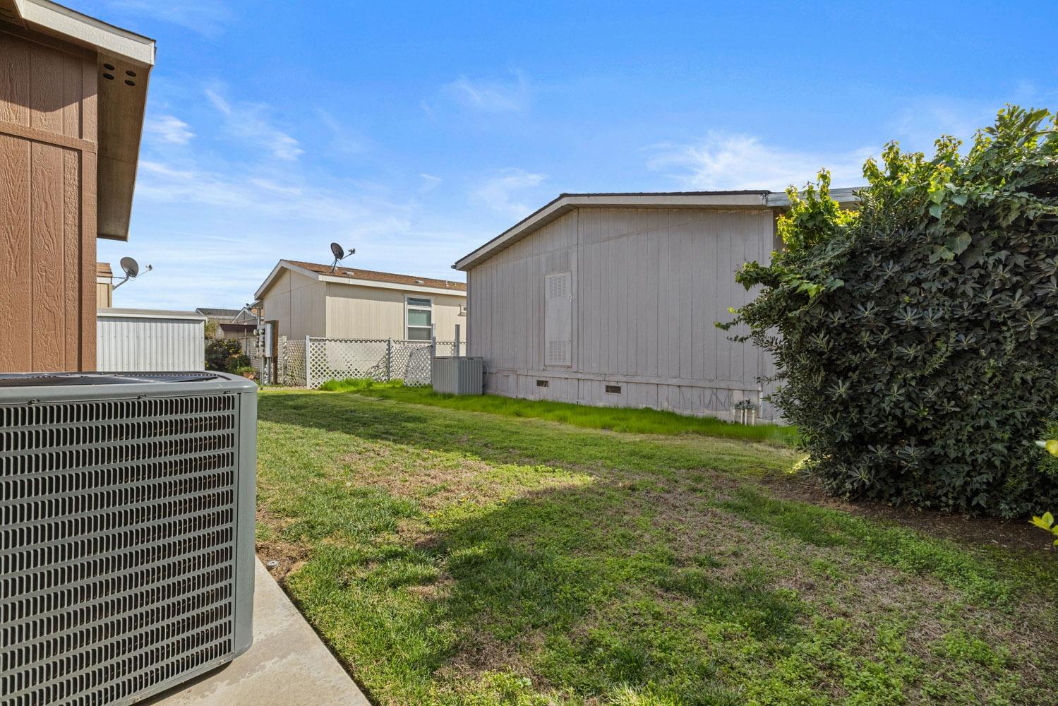 Detail Gallery Image 32 of 41 For 19960 American Ave 26, Hilmar,  CA 95324 - 3 Beds | 2 Baths