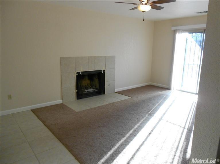Detail Gallery Image 4 of 4 For 4621 Hillsboro Way, Stockton,  CA 95207 - 3 Beds | 2 Baths