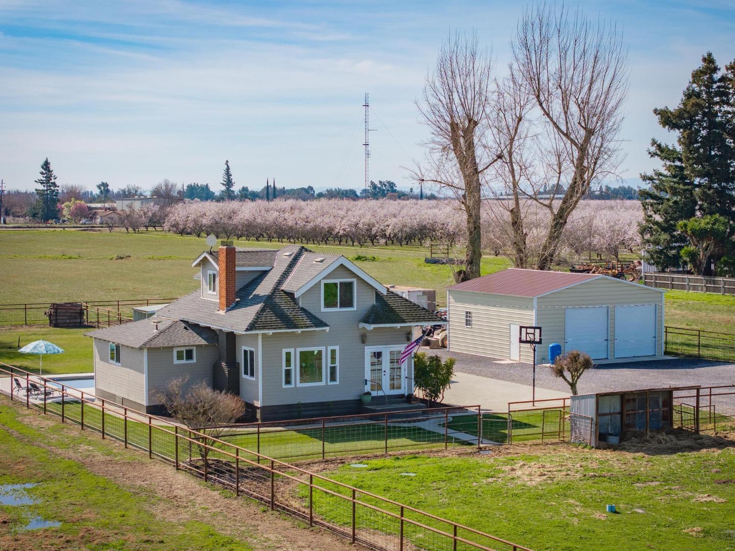 Orange Avenue, Escalon, California image 3