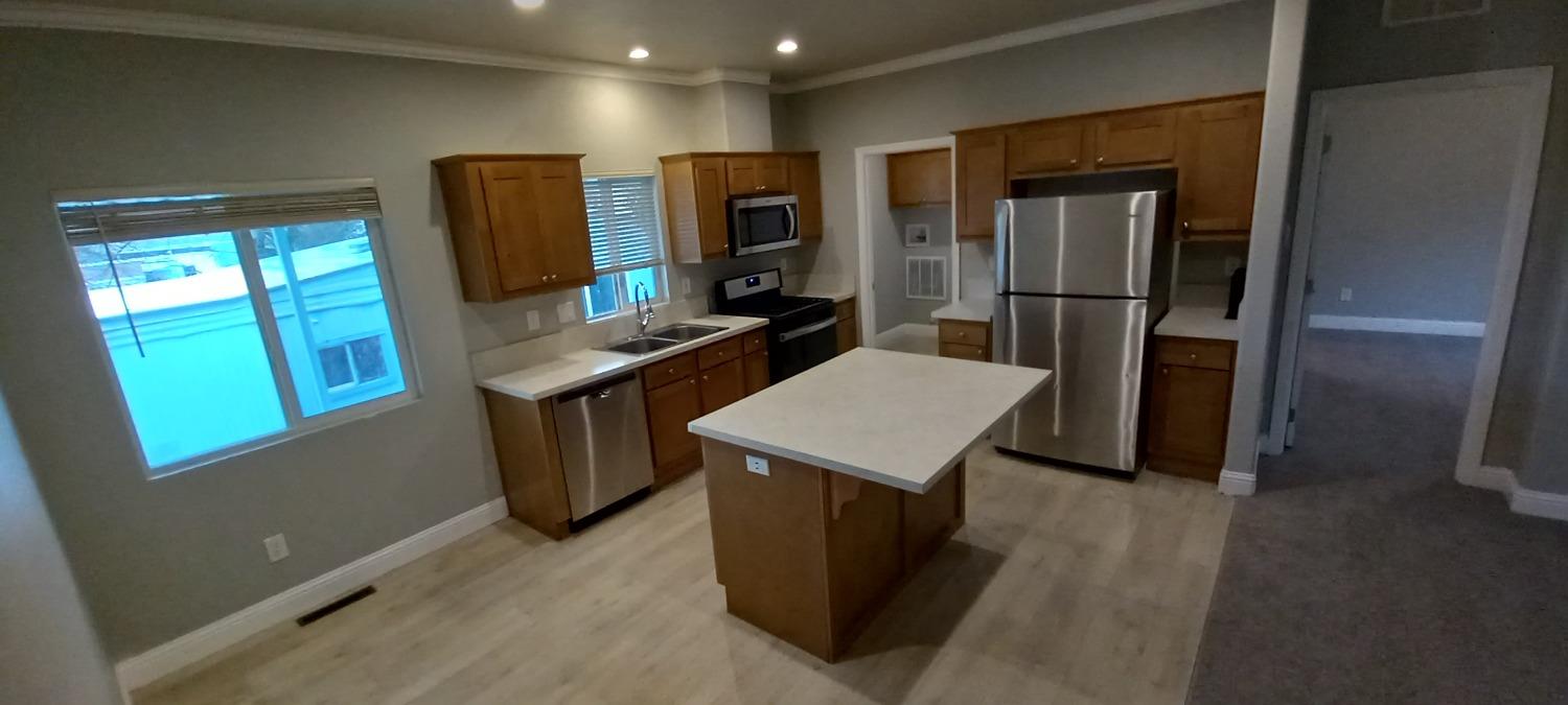 Detail Gallery Image 11 of 21 For 3415 Oro Dam Blvd. E 113, Oroville,  CA 95966 - 3 Beds | 2 Baths