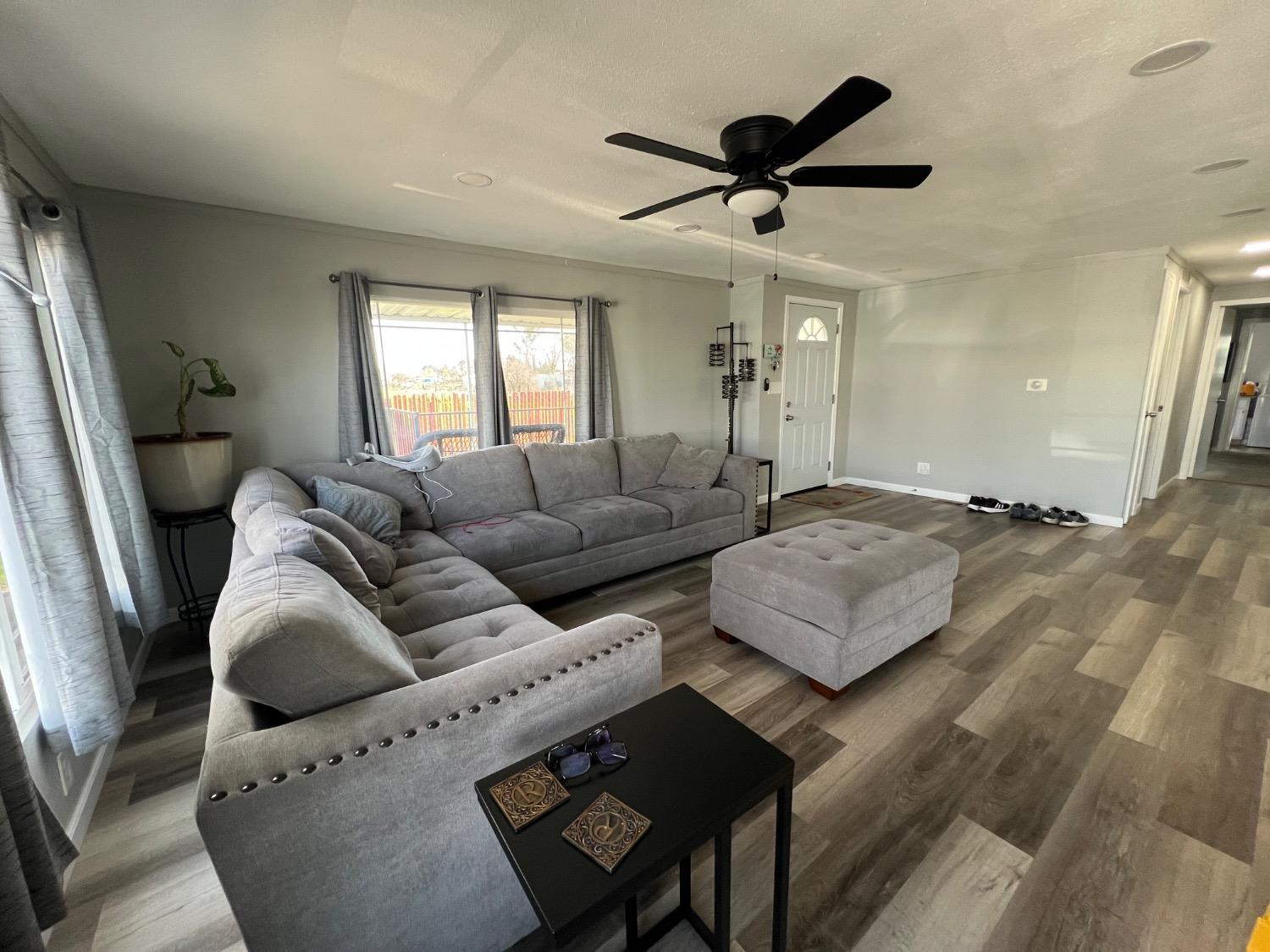 Detail Gallery Image 18 of 33 For 2240 Golden Oak Ln 33, Merced,  CA 95341 - 2 Beds | 2 Baths
