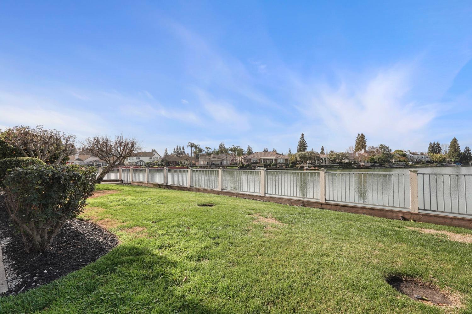 Detail Gallery Image 39 of 42 For 3551 Bluelake Cir, Stockton,  CA 95219 - 5 Beds | 4 Baths
