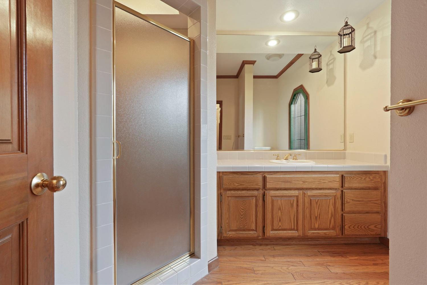 Detail Gallery Image 22 of 42 For 3551 Bluelake Cir, Stockton,  CA 95219 - 5 Beds | 4 Baths