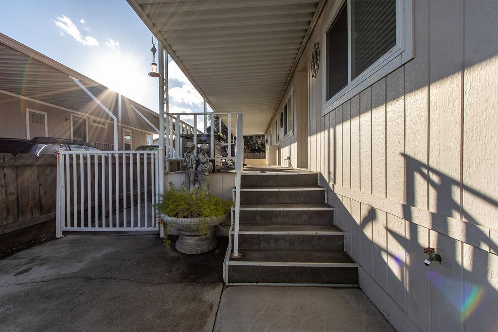 Detail Gallery Image 16 of 47 For 19667 American Ave #68, Hilmar,  CA 95324 - 3 Beds | 2 Baths