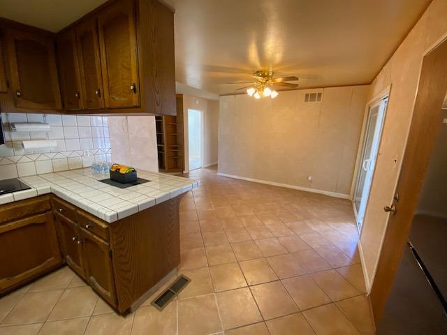 Detail Gallery Image 11 of 34 For 2305 Sunrise Ave, Modesto,  CA 95350 - 3 Beds | 2 Baths