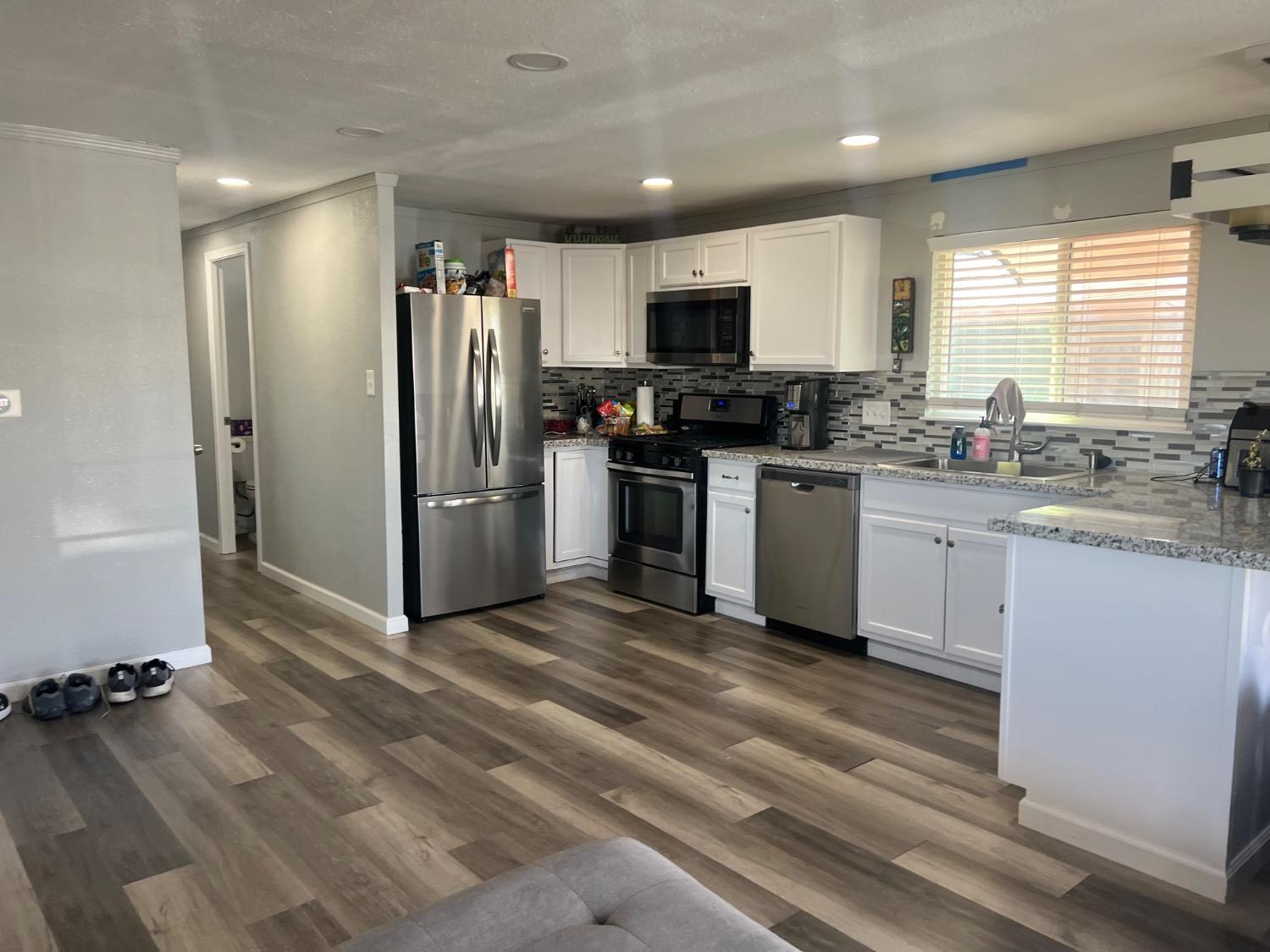 Detail Gallery Image 17 of 33 For 2240 Golden Oak Ln 33, Merced,  CA 95341 - 2 Beds | 2 Baths