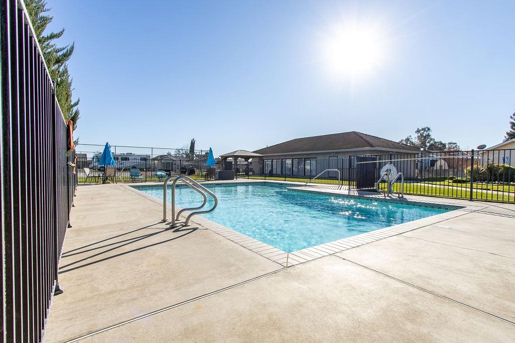 Detail Gallery Image 45 of 47 For 19667 American Ave #68, Hilmar,  CA 95324 - 3 Beds | 2 Baths