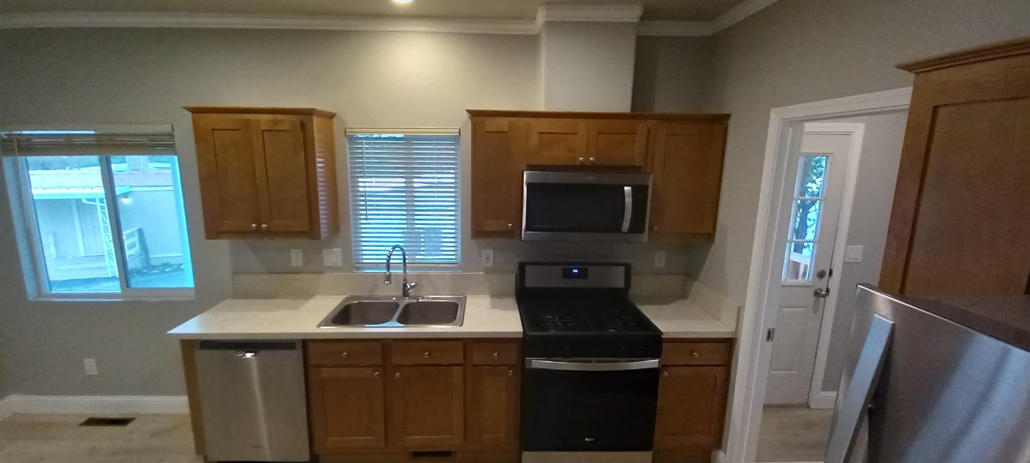 Detail Gallery Image 13 of 21 For 3415 Oro Dam Blvd. E 113, Oroville,  CA 95966 - 3 Beds | 2 Baths