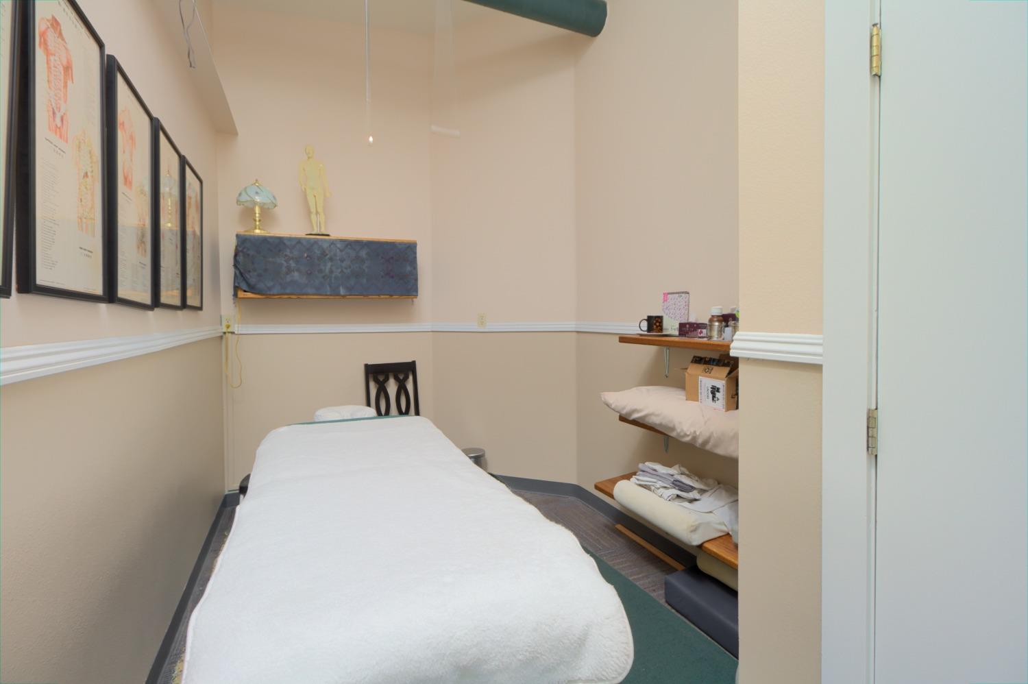 Detail Gallery Image 16 of 44 For 720 Main St #B,  Woodland,  CA 95695 - – Beds | – Baths