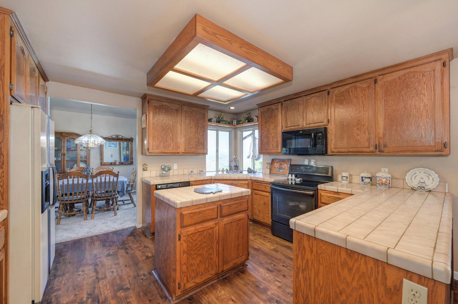 Detail Gallery Image 56 of 81 For 3472 See View Court, Rescue,  CA 95672 - 4 Beds | 3 Baths