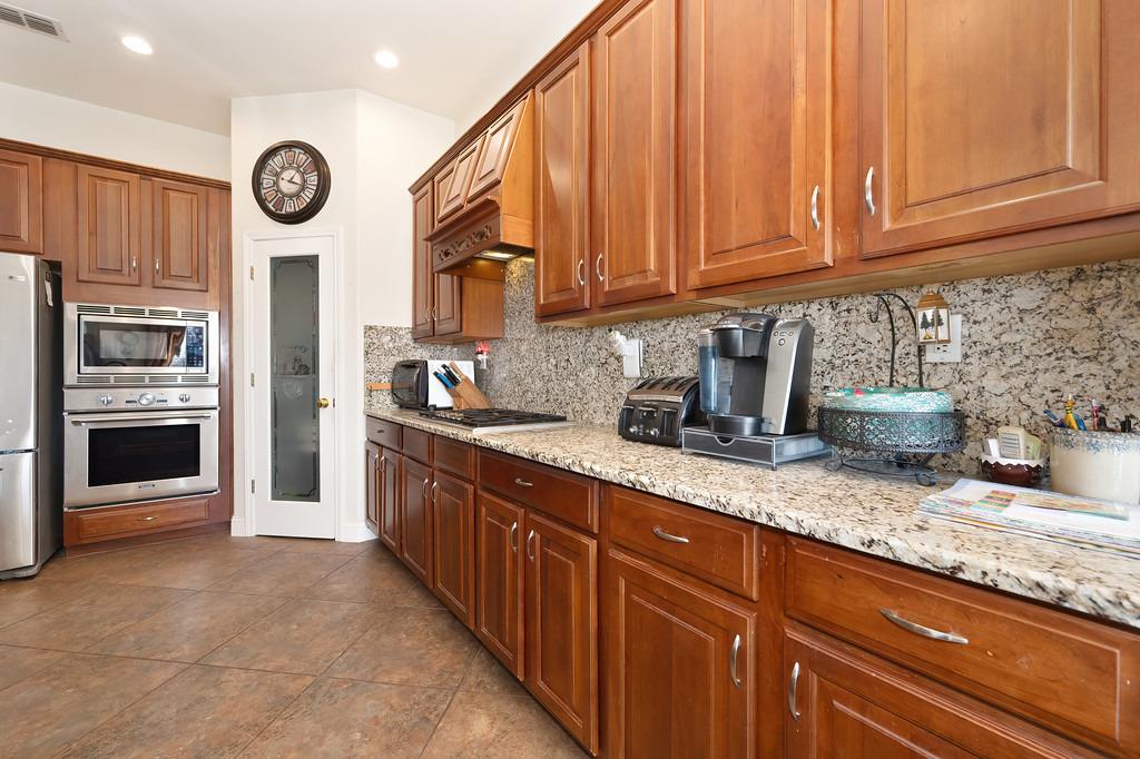 Danielle Drive, Roseville, California image 24
