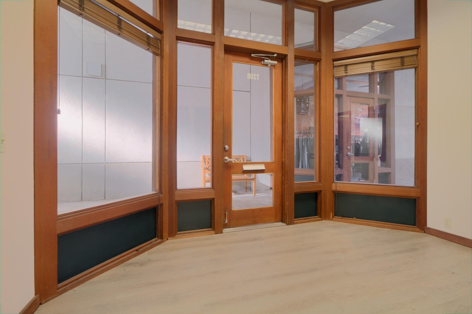 Detail Gallery Image 9 of 20 For 720 Main St #C,  Woodland,  CA 95695 - – Beds | – Baths