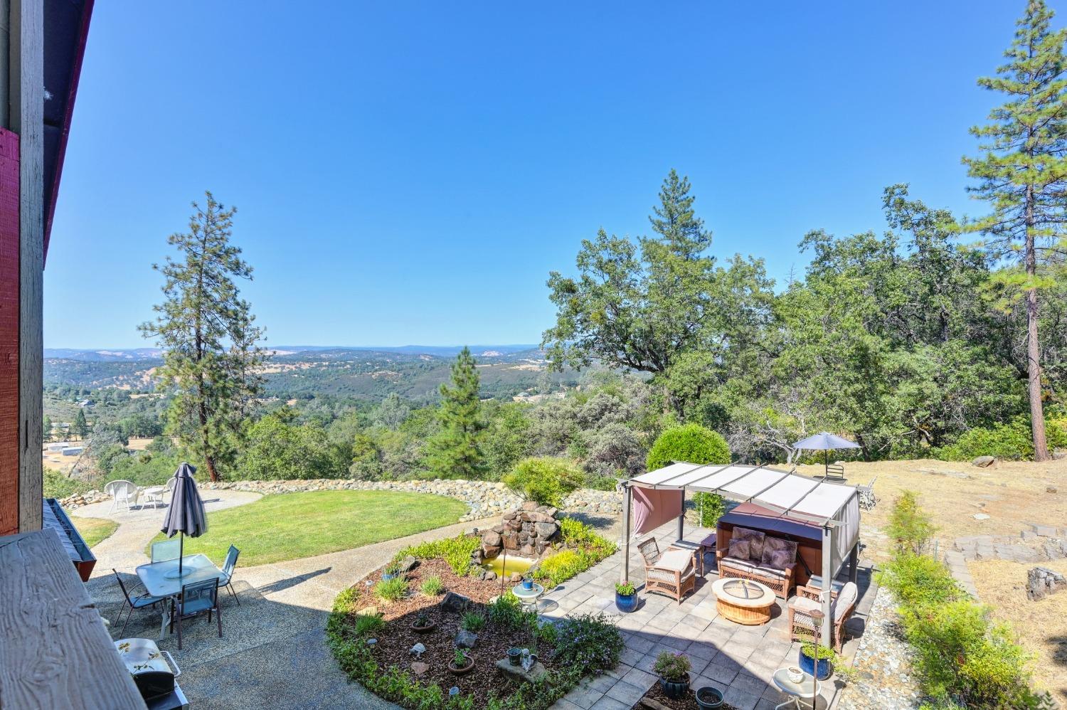 Detail Gallery Image 12 of 81 For 3472 See View Court, Rescue,  CA 95672 - 4 Beds | 3 Baths
