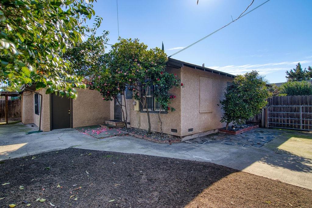 Detail Gallery Image 24 of 29 For 223 Achor Ct, Modesto,  CA 95354 - 2 Beds | 1 Baths