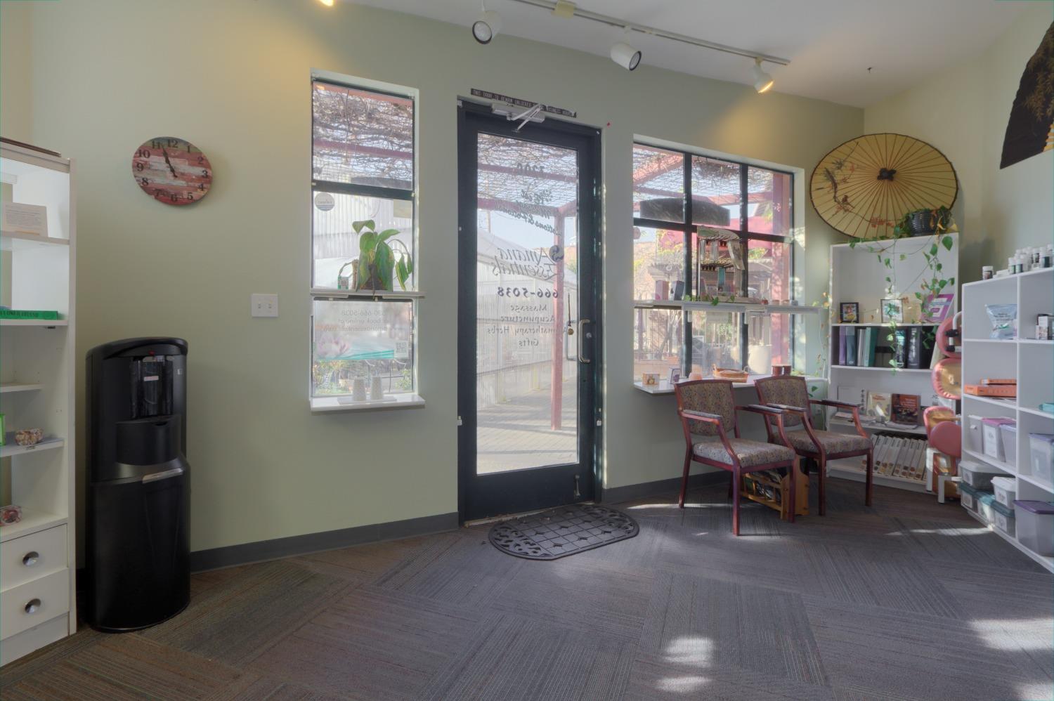 Detail Gallery Image 2 of 44 For 720 Main St #B,  Woodland,  CA 95695 - – Beds | – Baths
