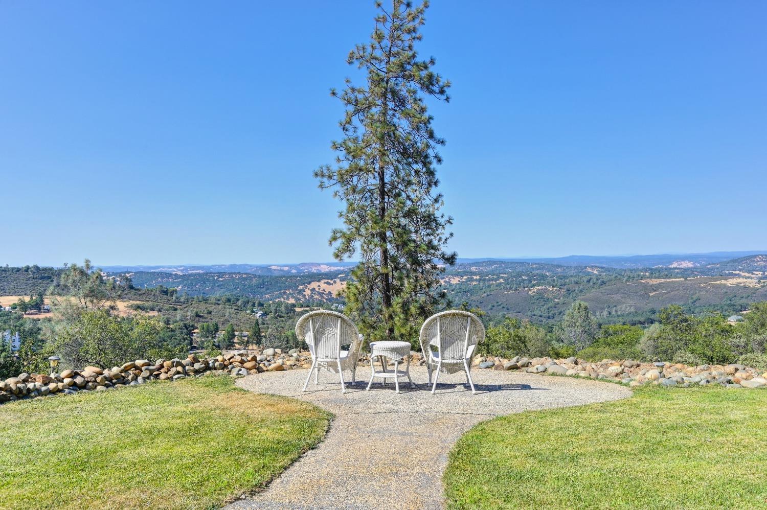 Detail Gallery Image 25 of 81 For 3472 See View Court, Rescue,  CA 95672 - 4 Beds | 3 Baths