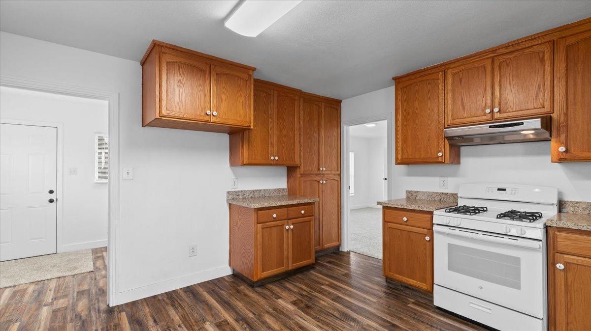 Detail Gallery Image 24 of 71 For 21915 Oleander Ave, Manteca,  CA 95337 - 3 Beds | 2 Baths