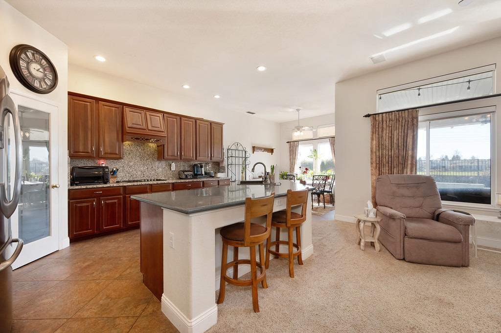 Danielle Drive, Roseville, California image 21