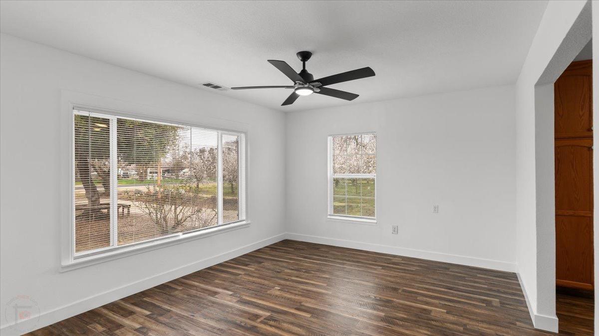 Detail Gallery Image 18 of 71 For 21915 Oleander Ave, Manteca,  CA 95337 - 3 Beds | 2 Baths