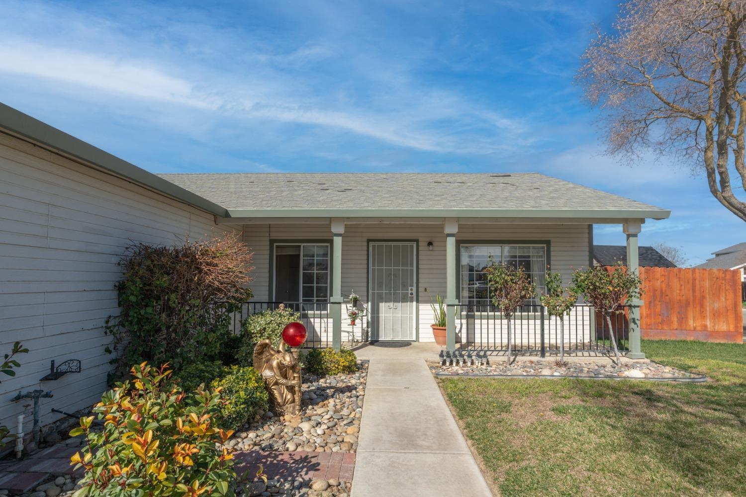 Sweetgum Lane, Newman, California image 2