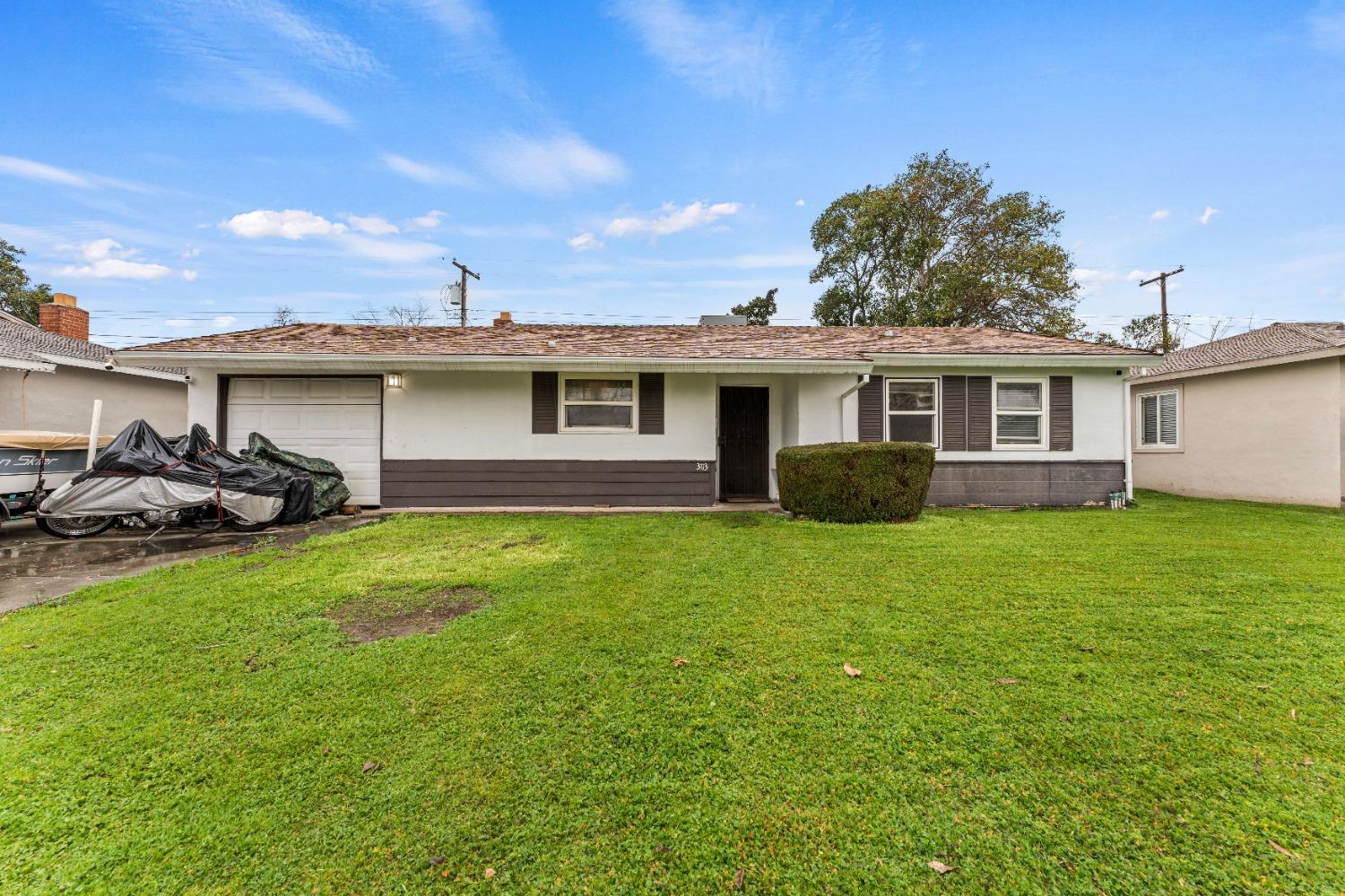 Detail Gallery Image 1 of 1 For 3113 Somerset Rd, Sacramento,  CA 95864 - 3 Beds | 1 Baths