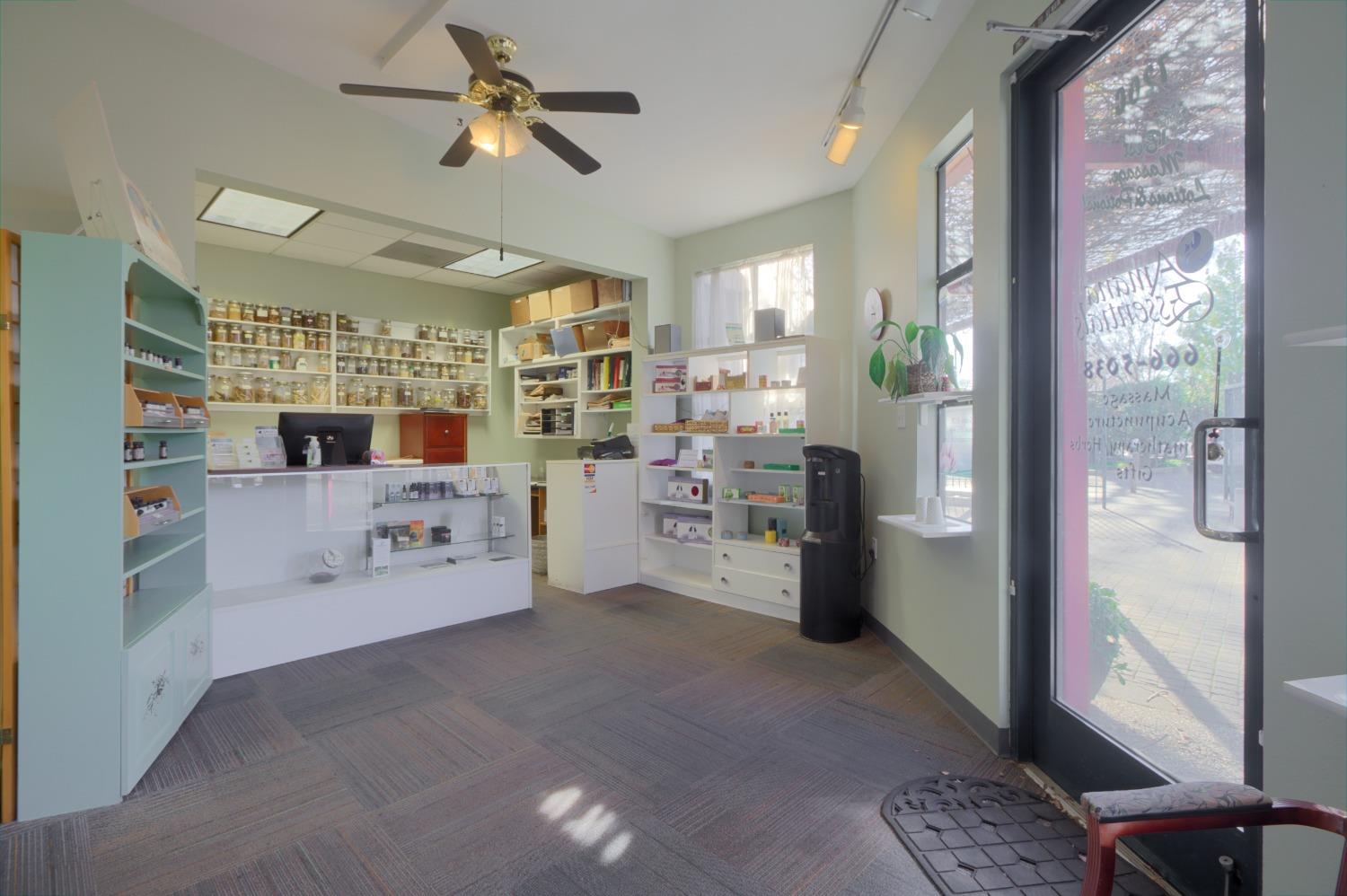 Detail Gallery Image 7 of 44 For 720 Main St #B,  Woodland,  CA 95695 - – Beds | – Baths