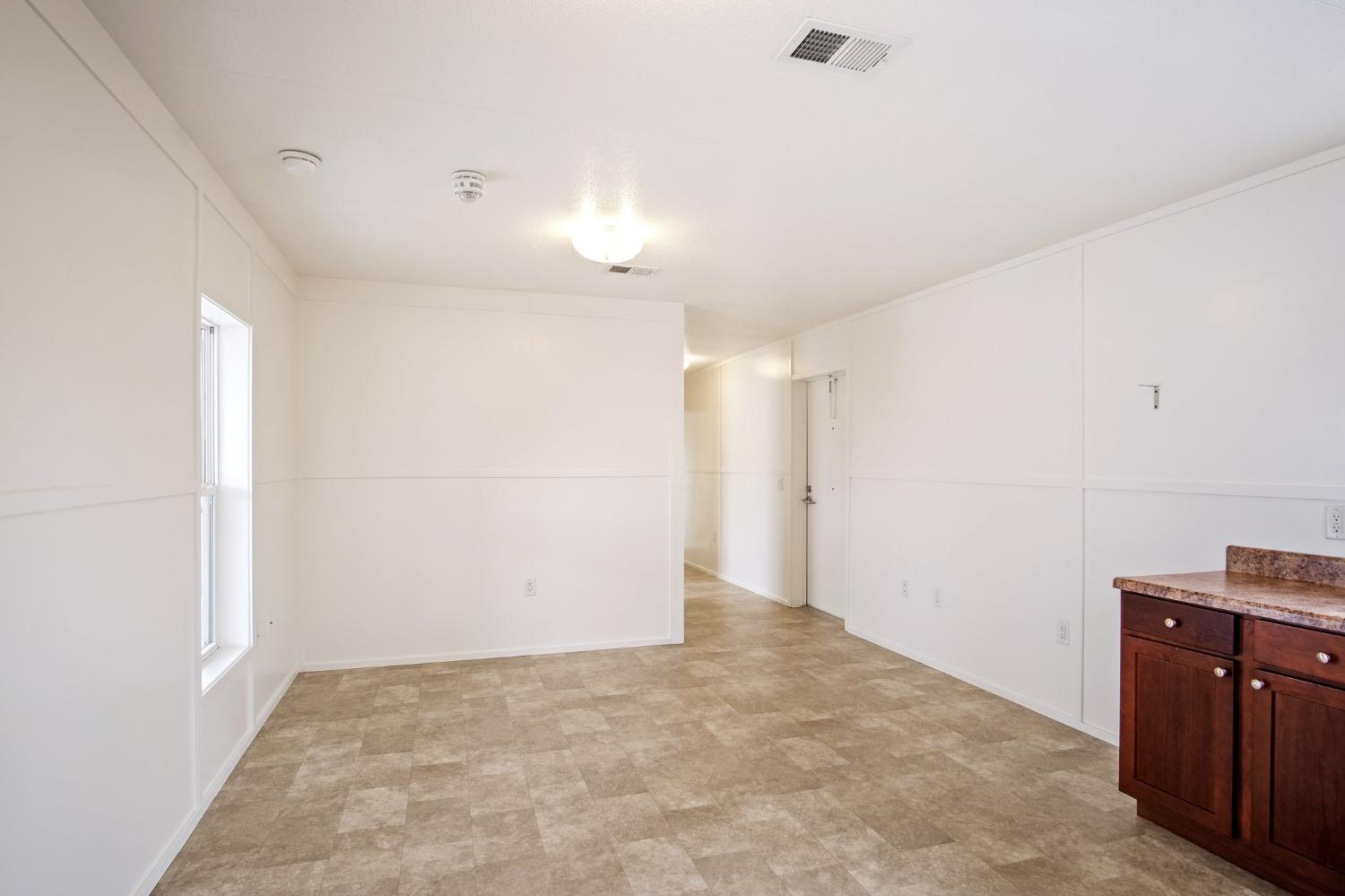 Detail Gallery Image 13 of 29 For 1400 Meredith Ave 81, Gustine,  CA 95322 - 3 Beds | 2 Baths
