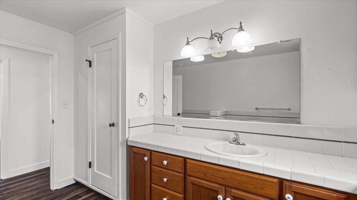 Detail Gallery Image 38 of 71 For 21915 Oleander Ave, Manteca,  CA 95337 - 3 Beds | 2 Baths
