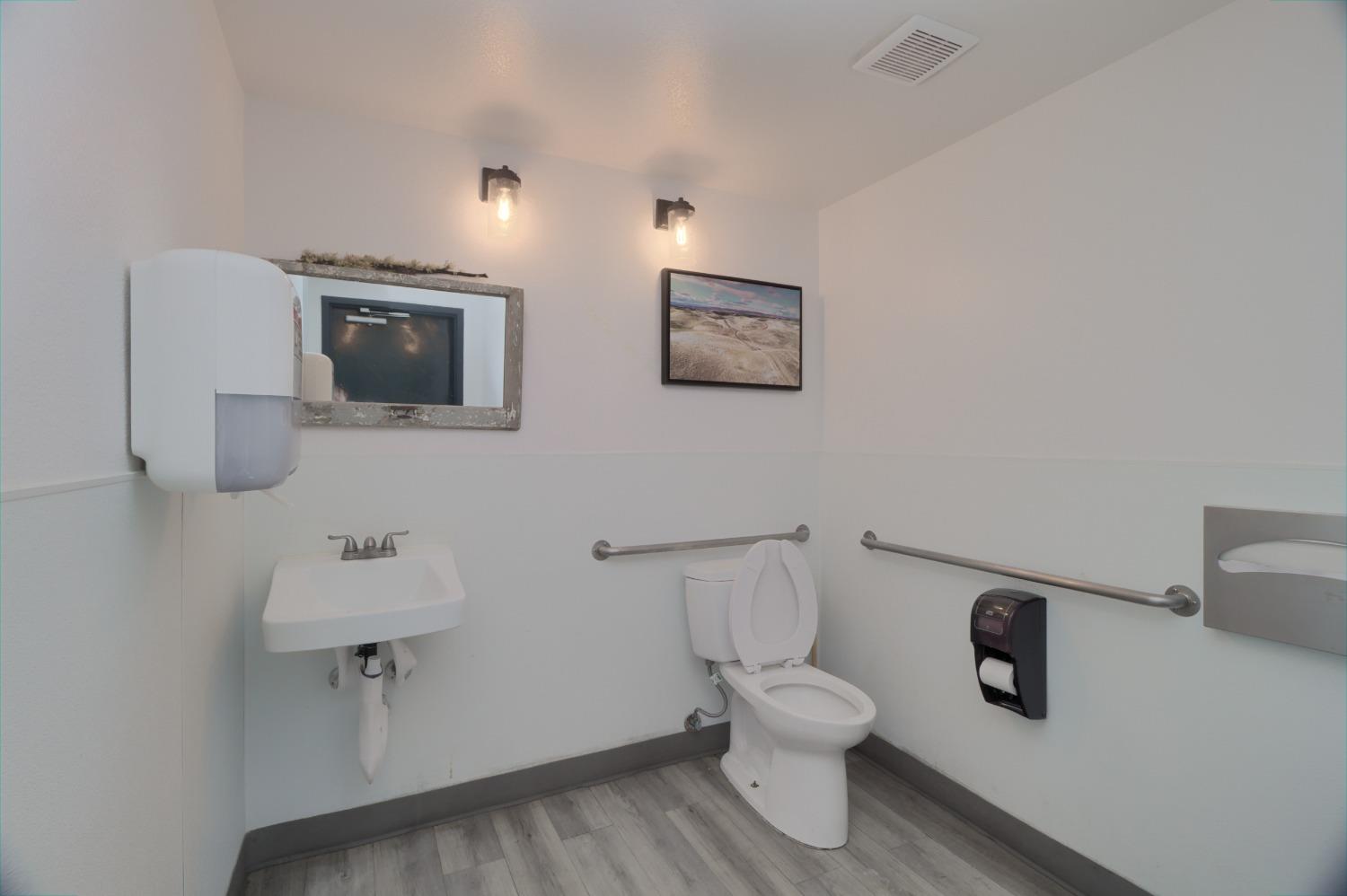 Detail Gallery Image 27 of 44 For 720 Main St #B,  Woodland,  CA 95695 - – Beds | – Baths