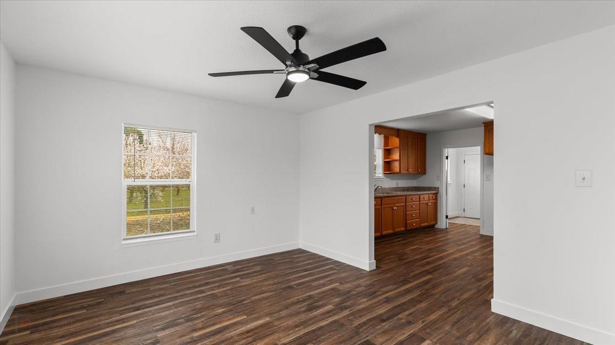 Detail Gallery Image 20 of 71 For 21915 Oleander Ave, Manteca,  CA 95337 - 3 Beds | 2 Baths