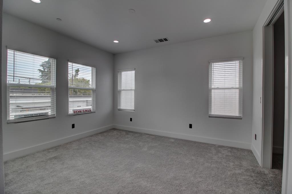 Detail Gallery Image 41 of 79 For 1526 Third Street, Escalon,  CA 95320 - 3 Beds | 3 Baths
