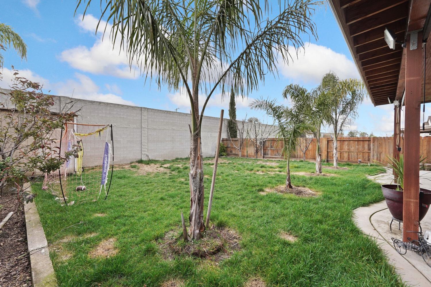 Detail Gallery Image 12 of 16 For 3515 Carly Dr, Stockton,  CA 95205 - 3 Beds | 2/1 Baths