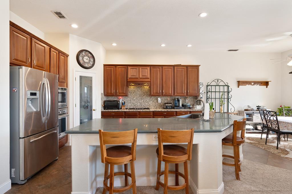 Danielle Drive, Roseville, California image 23