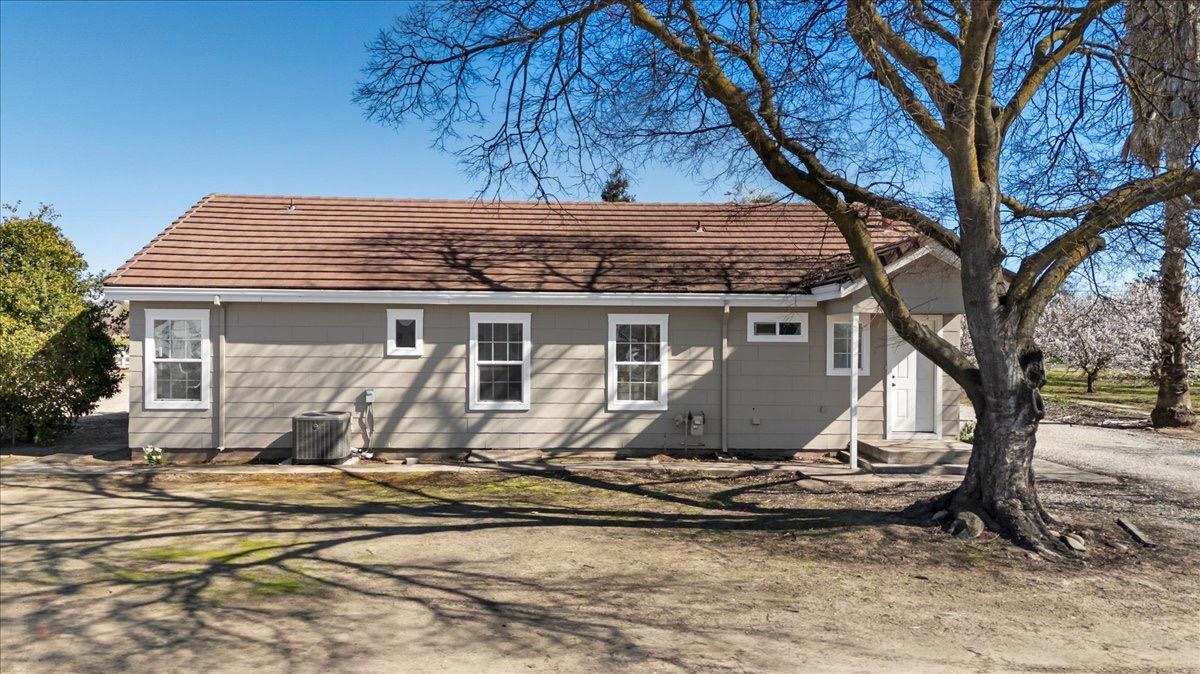 Detail Gallery Image 43 of 71 For 21915 Oleander Ave, Manteca,  CA 95337 - 3 Beds | 2 Baths