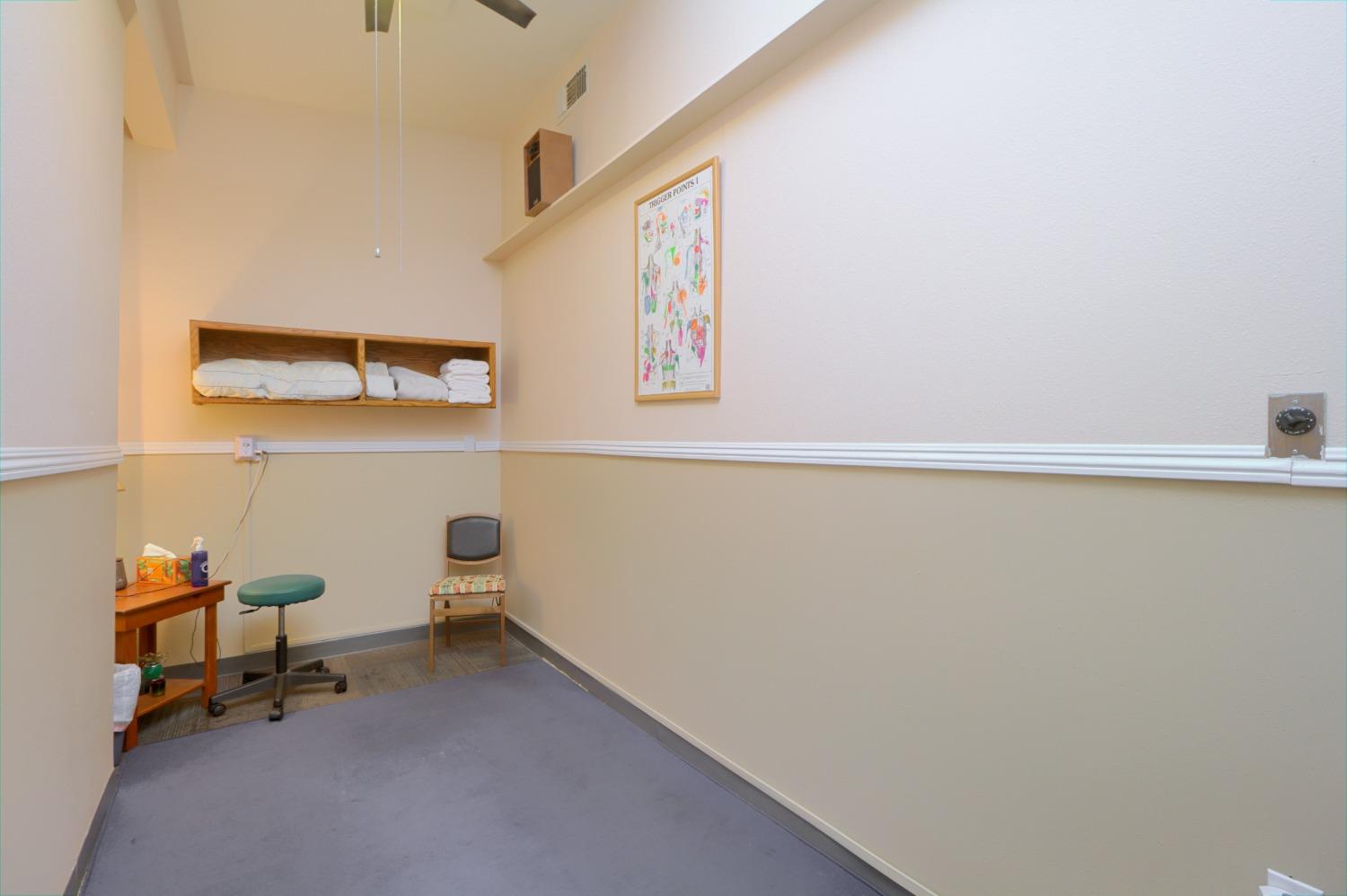 Detail Gallery Image 22 of 44 For 720 Main St #B,  Woodland,  CA 95695 - – Beds | – Baths