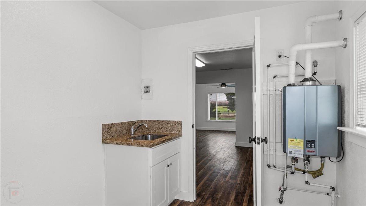 Detail Gallery Image 26 of 71 For 21915 Oleander Ave, Manteca,  CA 95337 - 3 Beds | 2 Baths