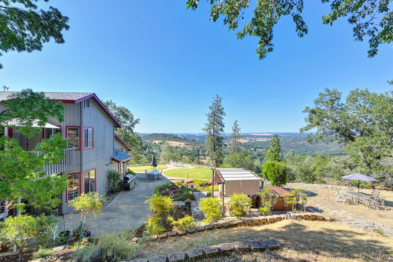 Detail Gallery Image 31 of 81 For 3472 See View Court, Rescue,  CA 95672 - 4 Beds | 3 Baths