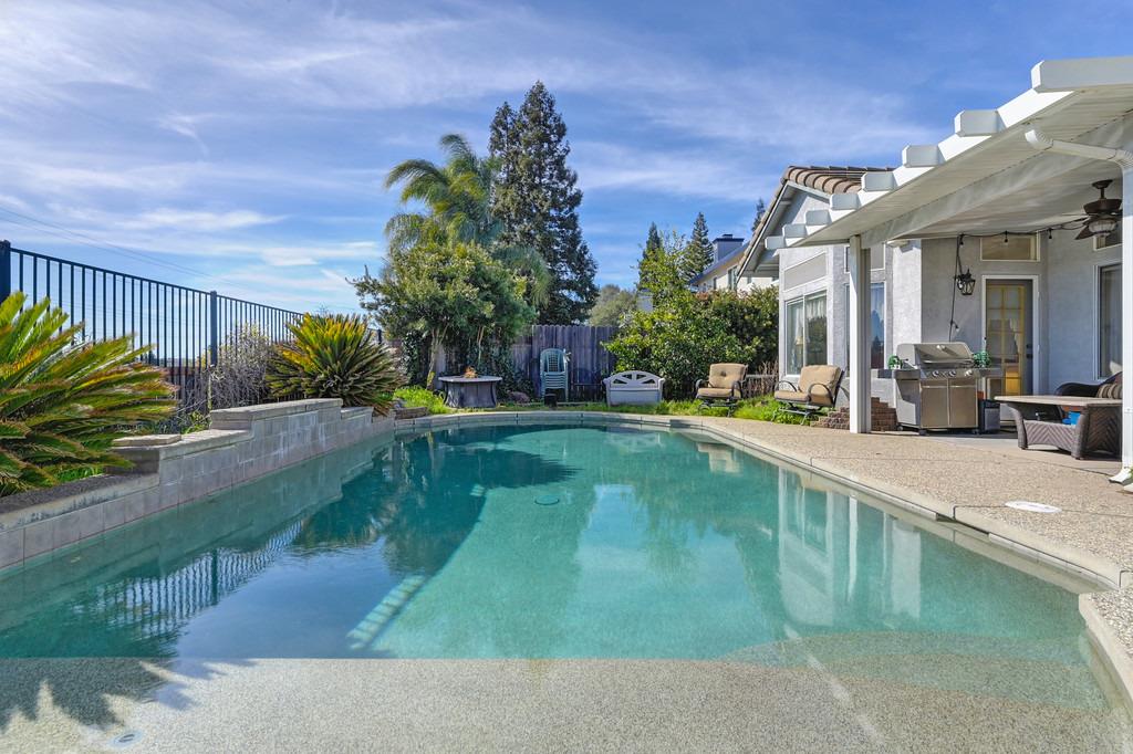 Danielle Drive, Roseville, California image 48