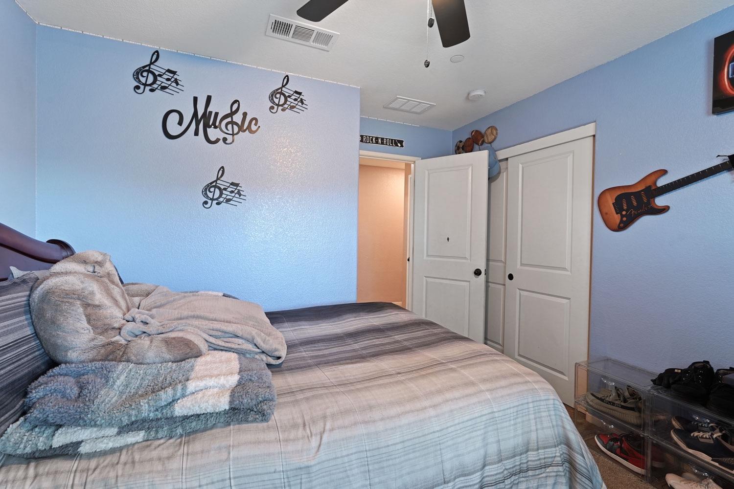 Detail Gallery Image 8 of 16 For 3515 Carly Dr, Stockton,  CA 95205 - 3 Beds | 2/1 Baths