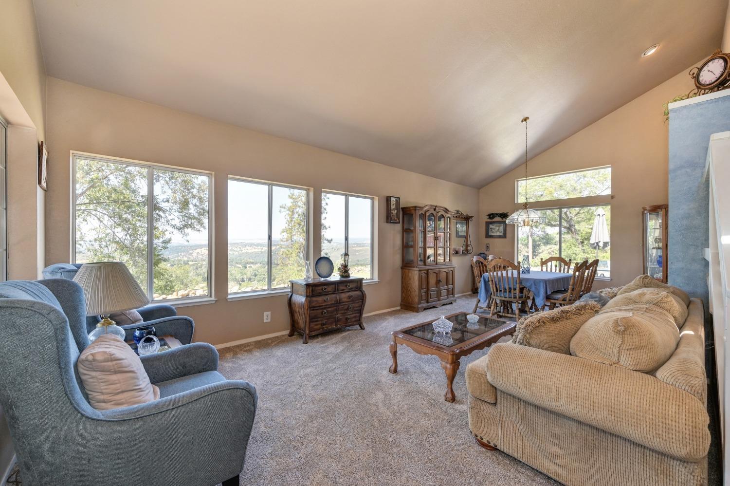 Detail Gallery Image 37 of 81 For 3472 See View Court, Rescue,  CA 95672 - 4 Beds | 3 Baths