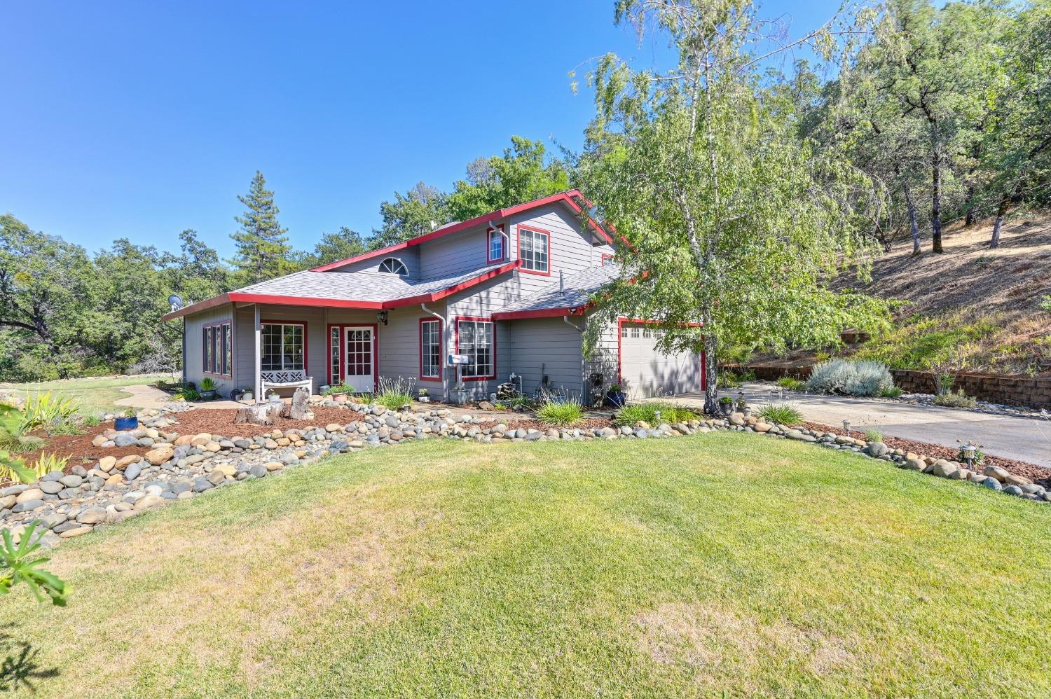 Detail Gallery Image 7 of 81 For 3472 See View Court, Rescue,  CA 95672 - 4 Beds | 3 Baths