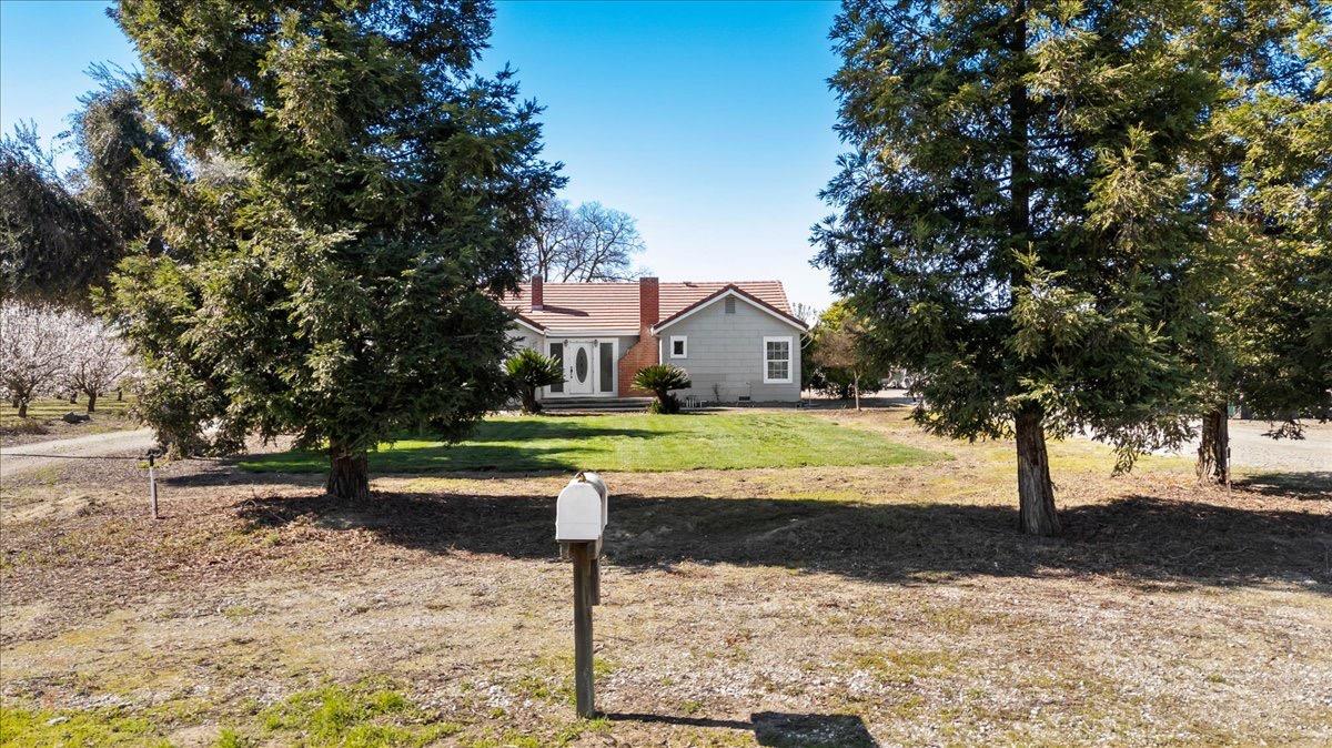 Detail Gallery Image 9 of 71 For 21915 Oleander Ave, Manteca,  CA 95337 - 3 Beds | 2 Baths