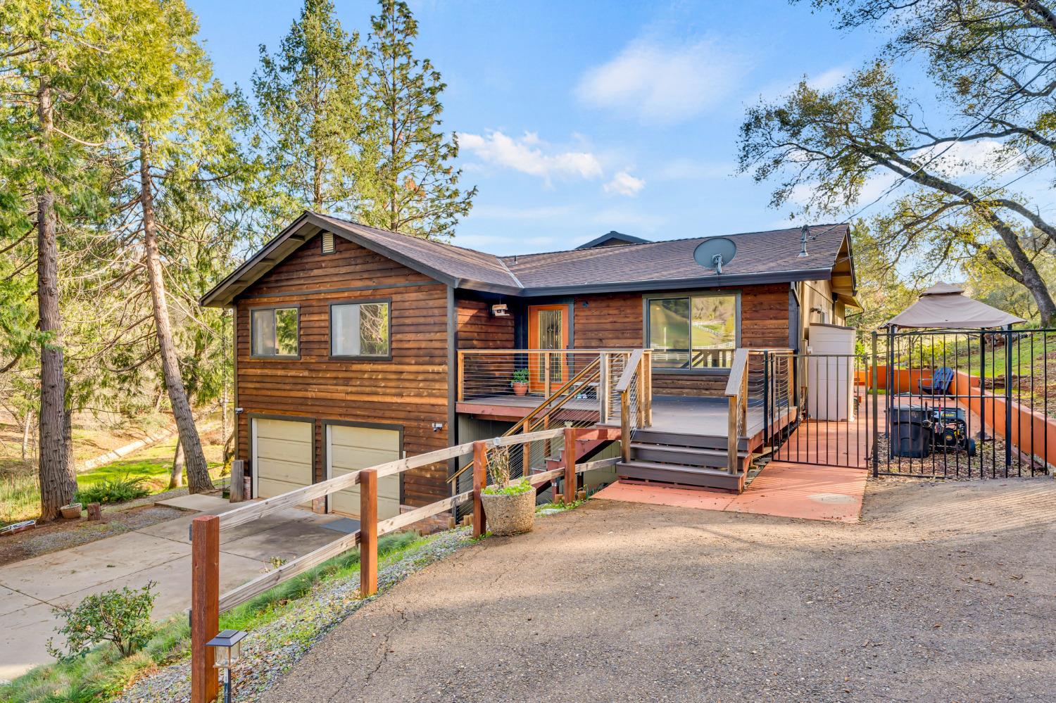 Detail Gallery Image 1 of 1 For 2690 Willow Creek Trl, Cool,  CA 95614 - 3 Beds | 2 Baths