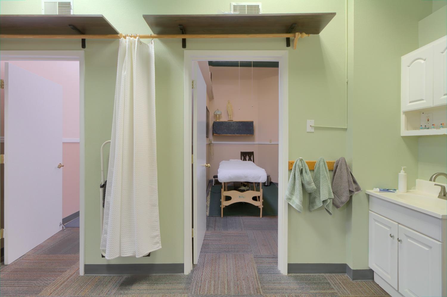 Detail Gallery Image 14 of 44 For 720 Main St #B,  Woodland,  CA 95695 - – Beds | – Baths