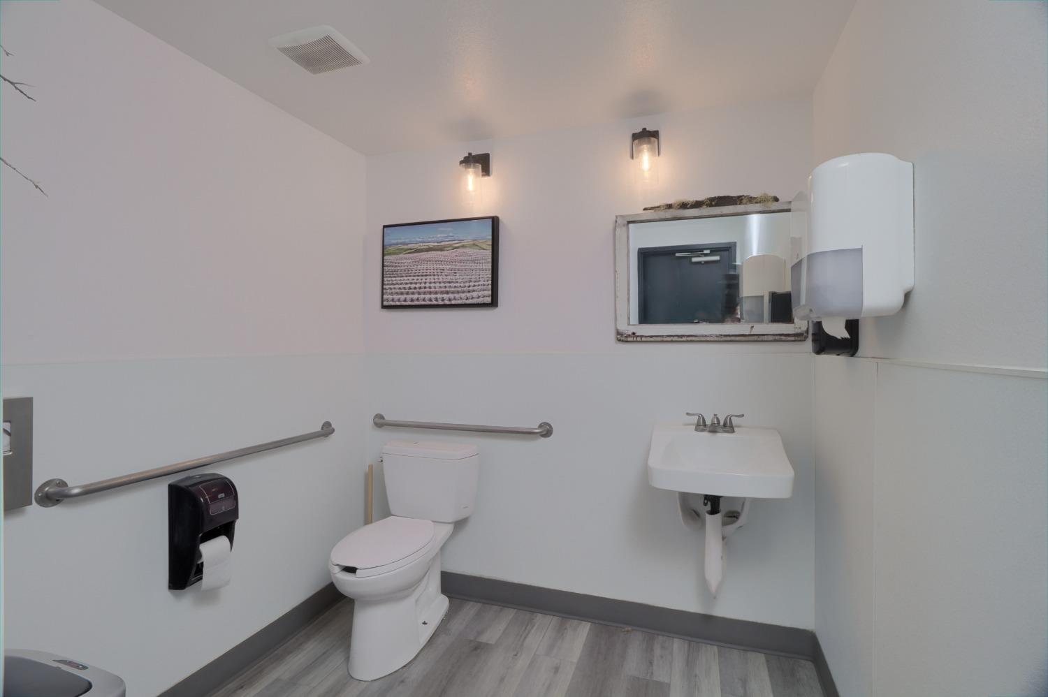 Detail Gallery Image 28 of 44 For 720 Main St #B,  Woodland,  CA 95695 - – Beds | – Baths