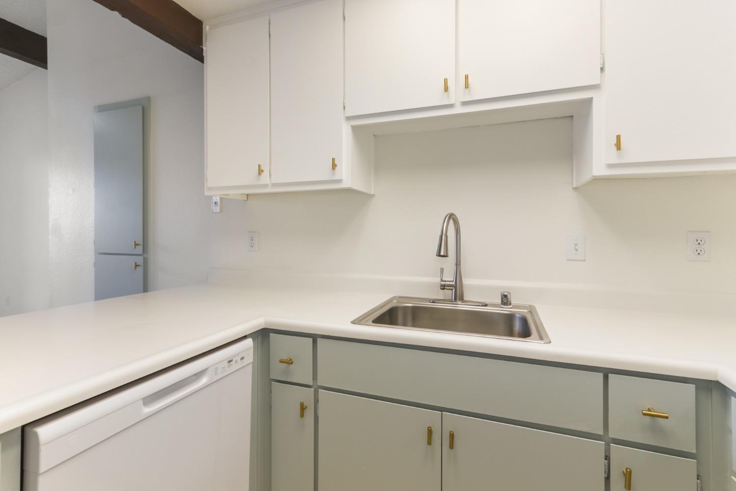 Deville Oaks Way, Citrus Heights, California image 18