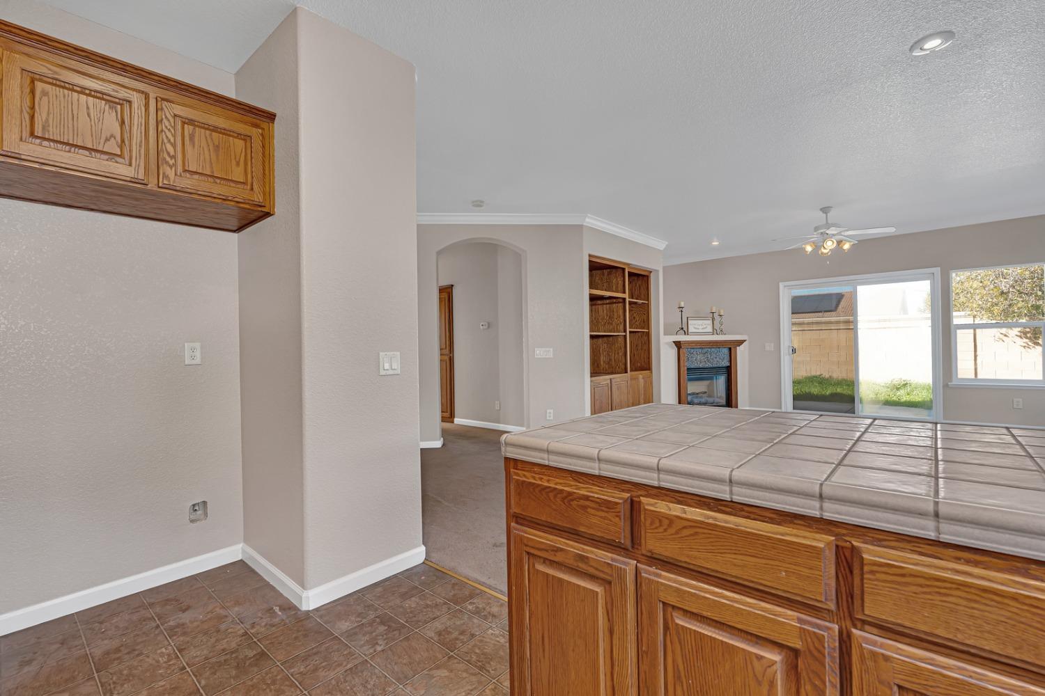 Detail Gallery Image 19 of 42 For 2955 La Vina Cir, Los Banos,  CA 93635 - 3 Beds | 2 Baths