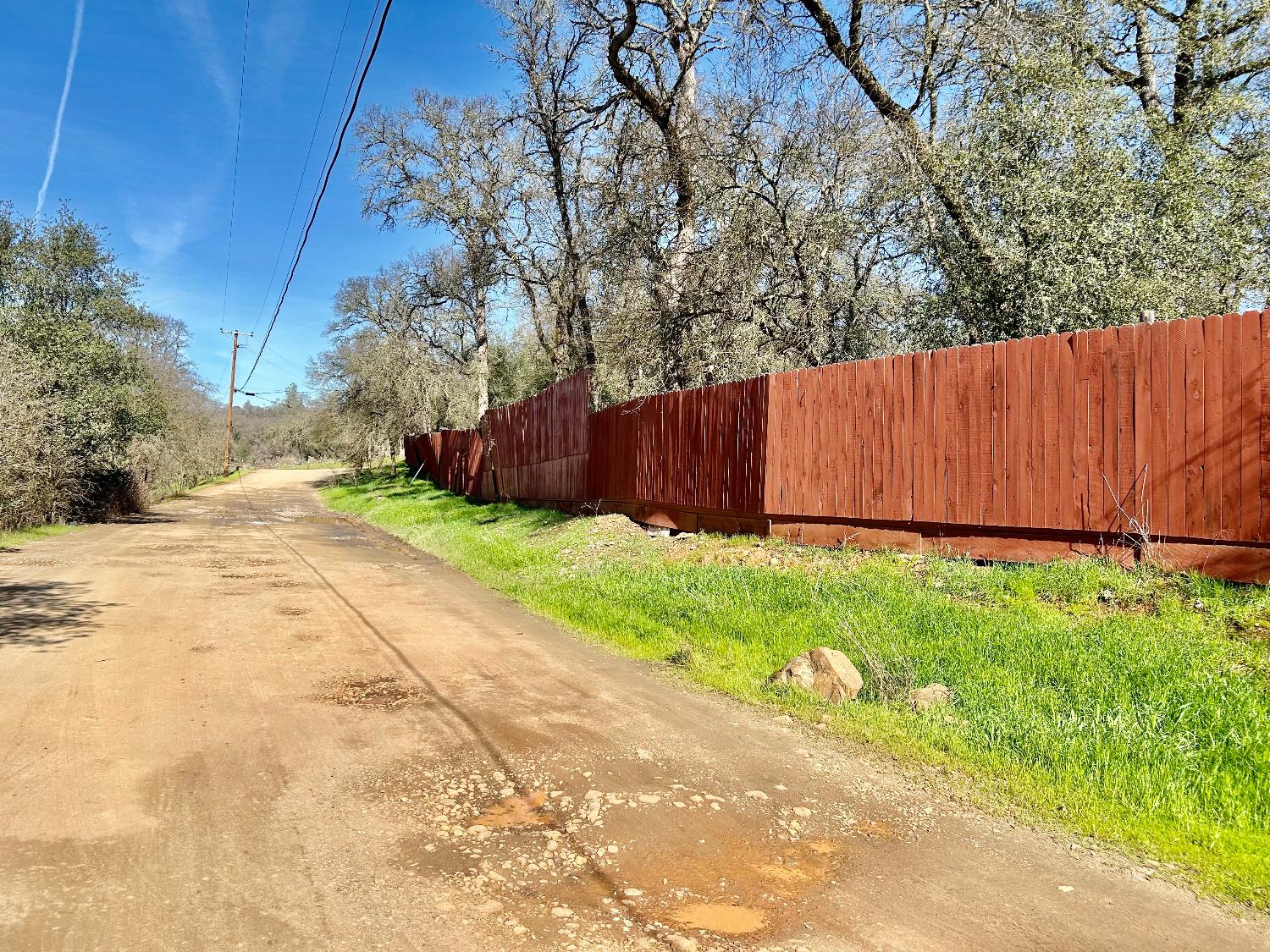 Rail Bridge Road, Oroville, California image 2