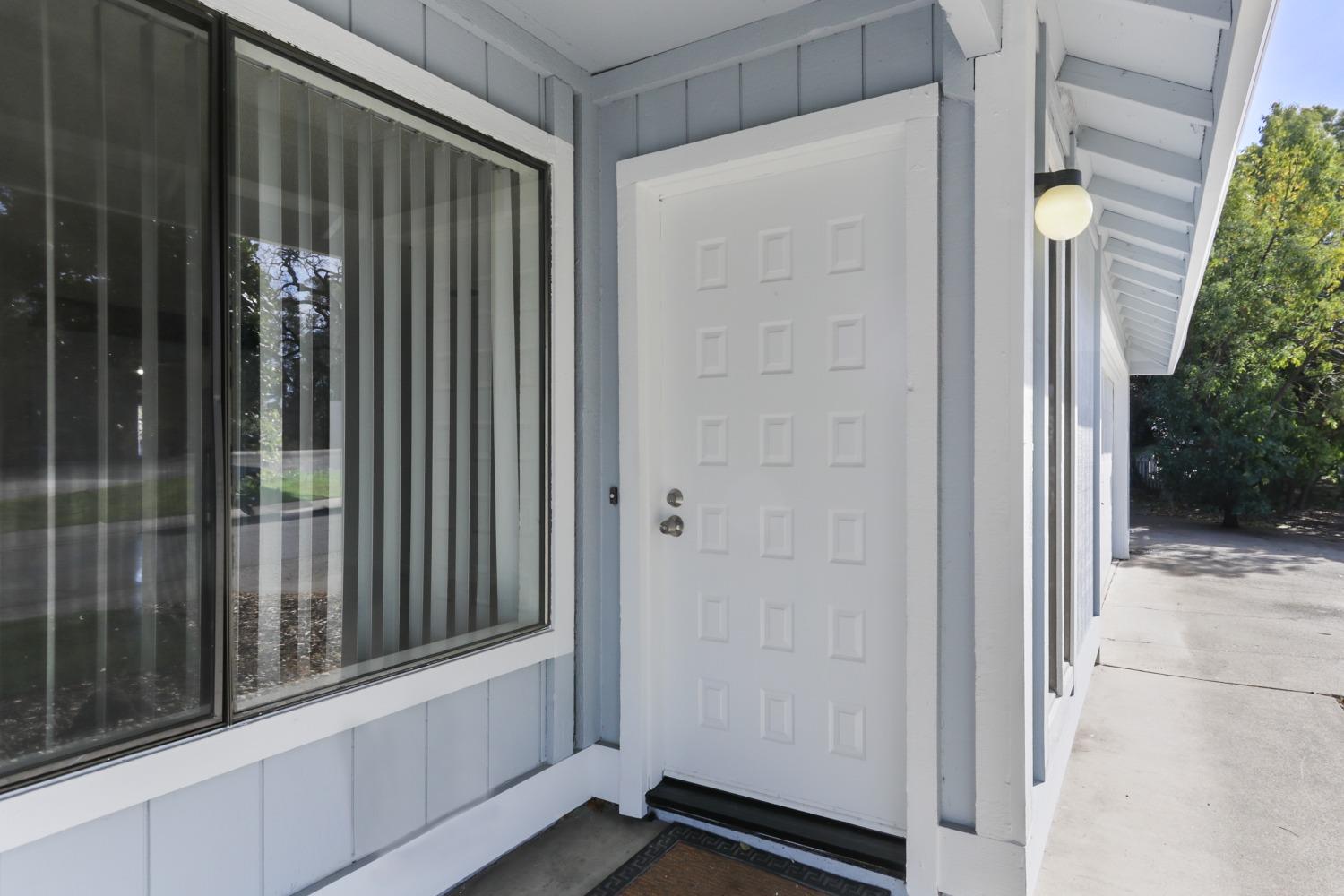 Deville Oaks Way, Citrus Heights, California image 5
