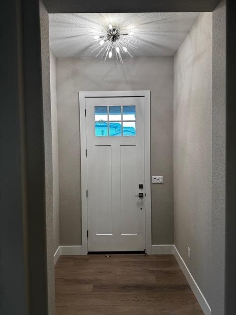 Detail Gallery Image 2 of 11 For 403 Yamuna St, Manteca,  CA 95337 - 3 Beds | 2 Baths